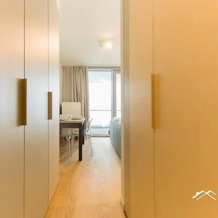 Appartamento Waterfront - 1br - Terrace - Parking - Tilo *